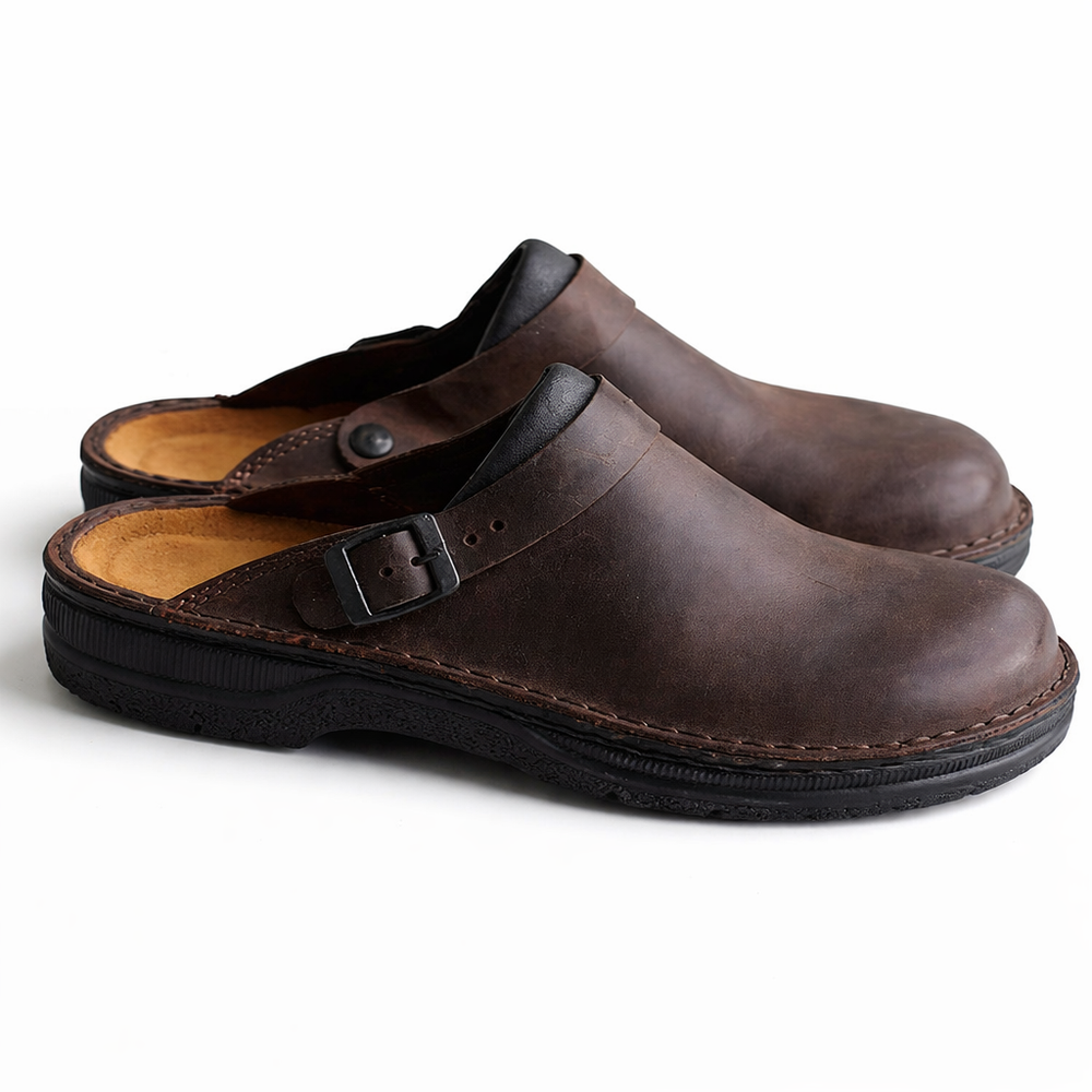 MAX DURABLE CLOGS