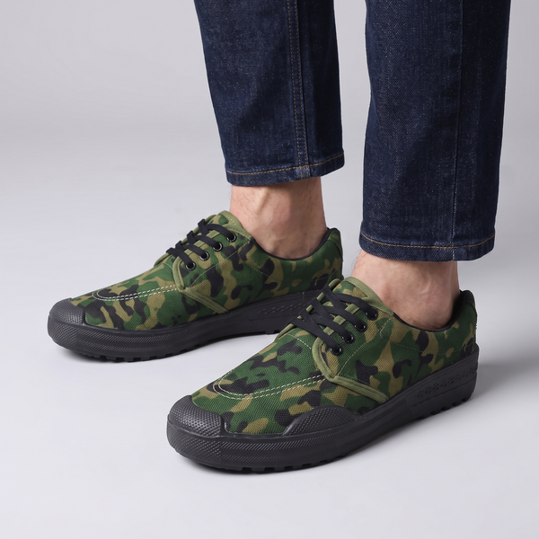 BLACKTHORN CAMO TRAINERS