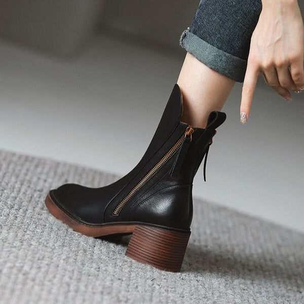 SELENE ANKLE BOOTS
