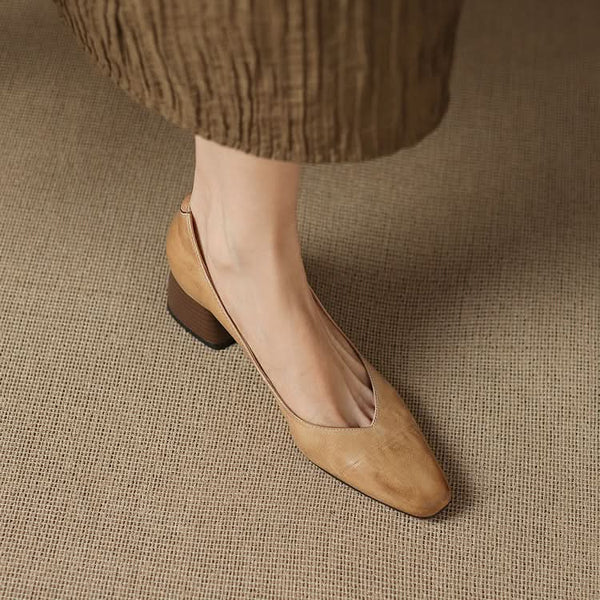 LIVIA LUXE PUMPS