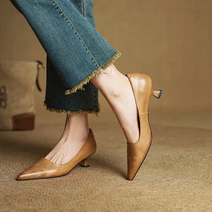 ODETTE — Escarpins en Cuir Véritable à Talon Kitten