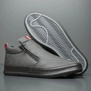 BROOKS LEATHER SNEAKERS