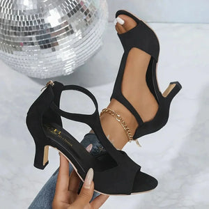 CLASSIC SUEDE HEELS