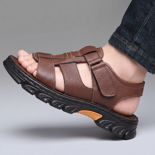 SELKIRK ADJUSTABLE WALKING SANDALS