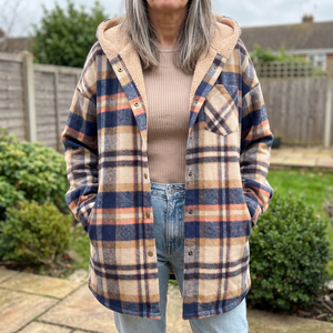 EVERLEIGH FLUFFY COMFORT JACKET