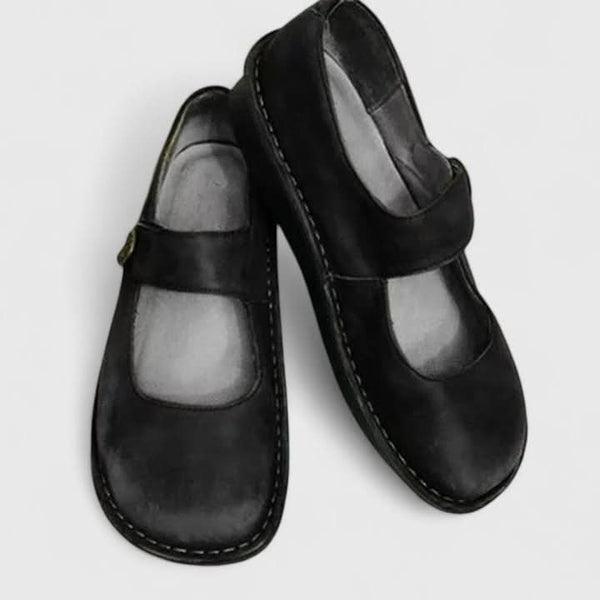 BEATRIX BUCKLE STRAP SHOES